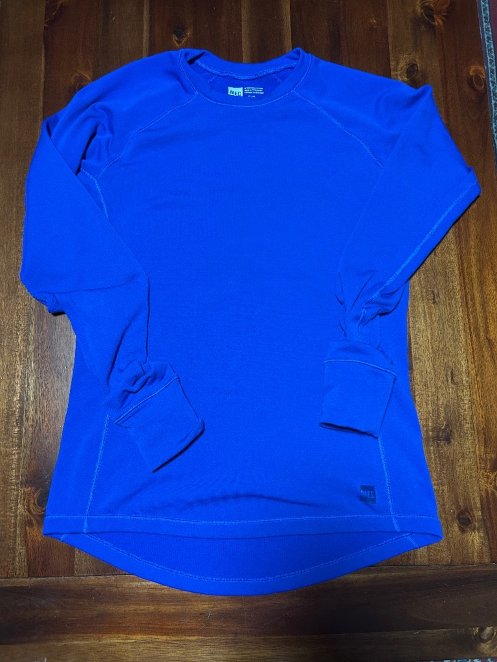 MEC Women's T2 Base Layer Long Sleeve Top - Size Small - Royal Cobalt Blue Crew